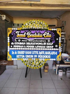 Papan Bunga di Wiroborang Mayangan